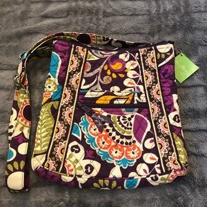 NWT Vera Bradley Hipster bag in Plum Crazy.
